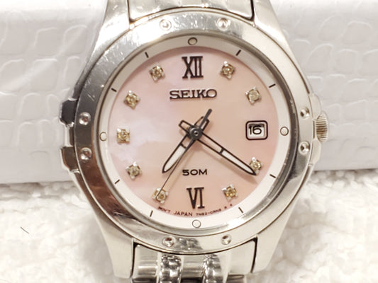 Vintage Seiko Swarovski Crystals Mother Pearl Dial Women's Quartz Date Watch