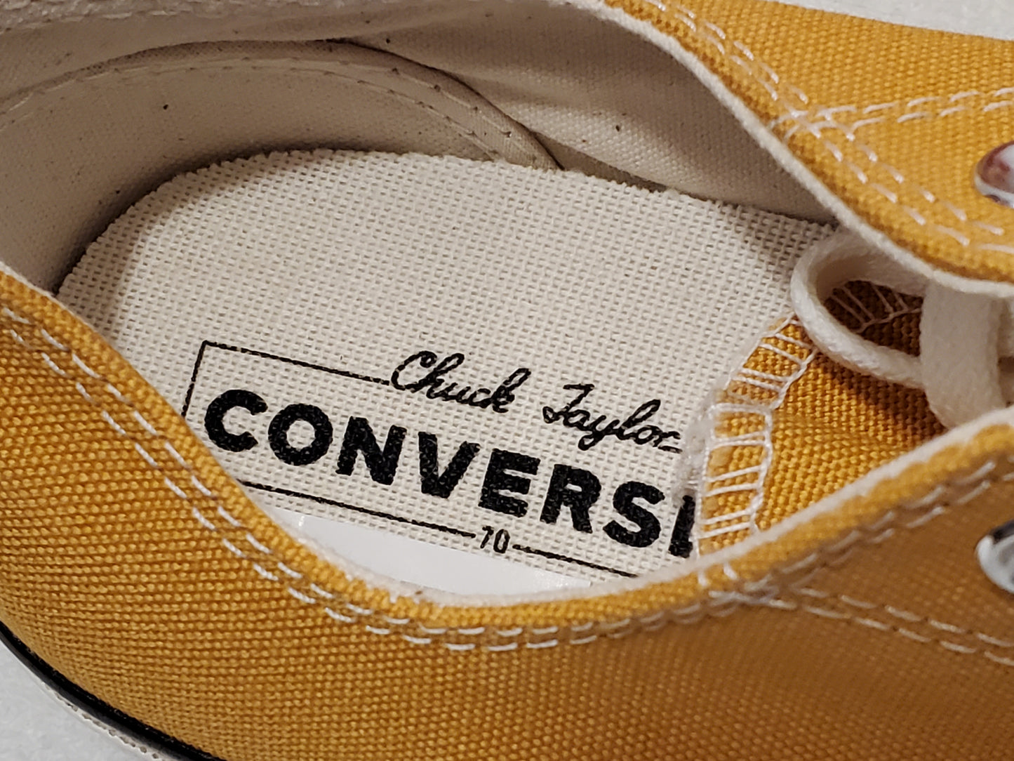 Converse Chuck Taylor Sunflower Yellow Unisex Low Top Sneakers Men 6.5 Women 8.5