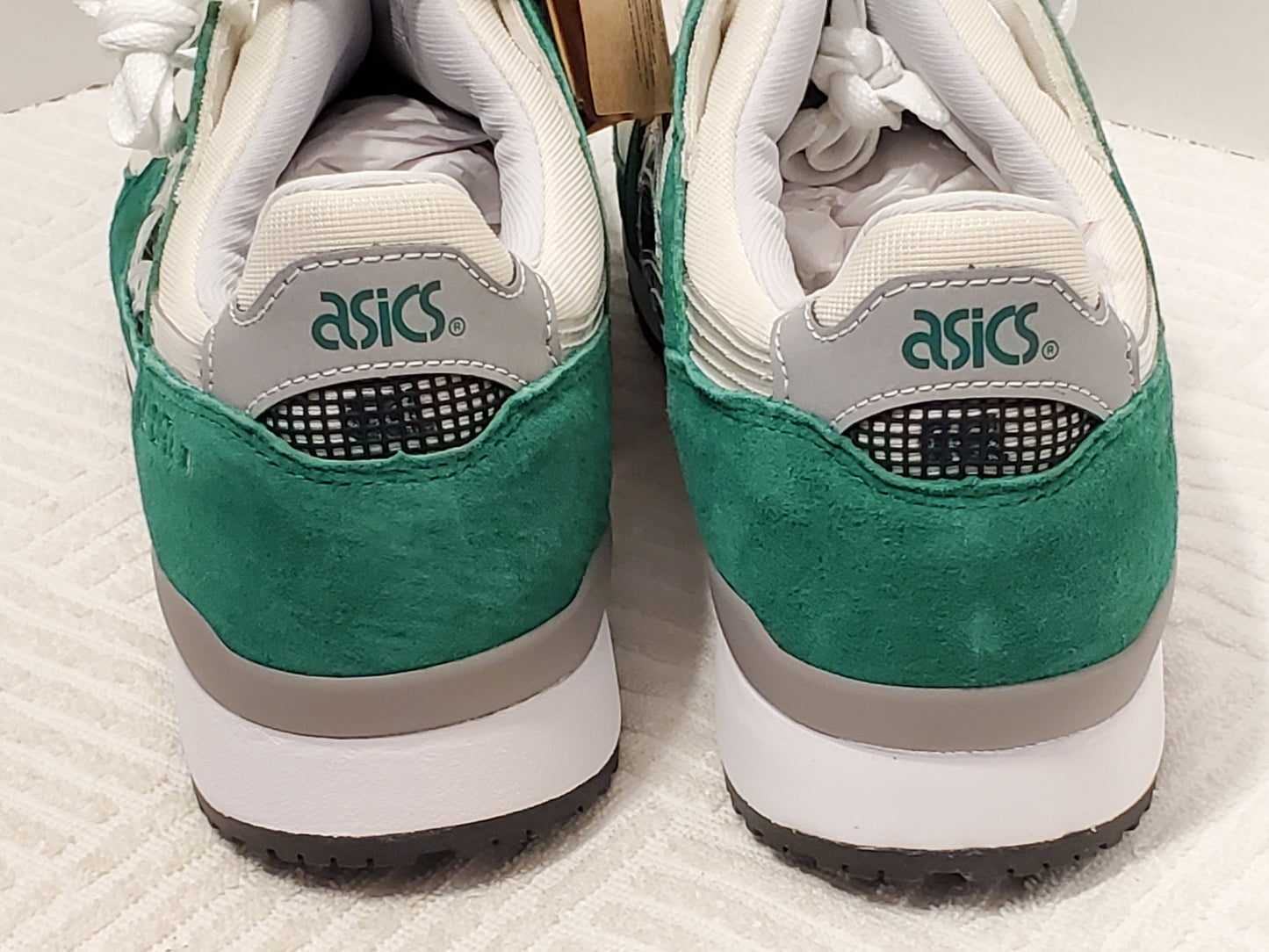 Asics Men's Gel Lyte lll OG AWAKE Sneakers Green Gray Silver White Black Cream