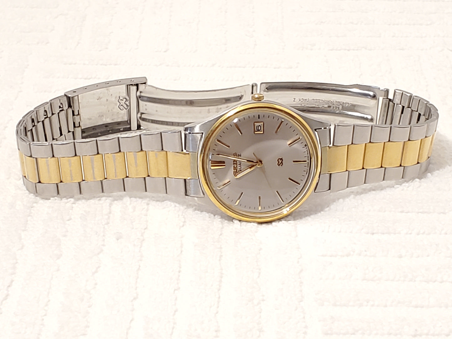 Vintage Seiko SQ Men's Date Watch Gray Dial Stainless Steel Gold Tone 1 Jewel