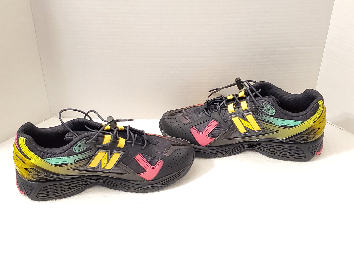 New Balance 1906U Bricks & Wood Women's Size 8.5 Sneakers Black Multicolor Shoes