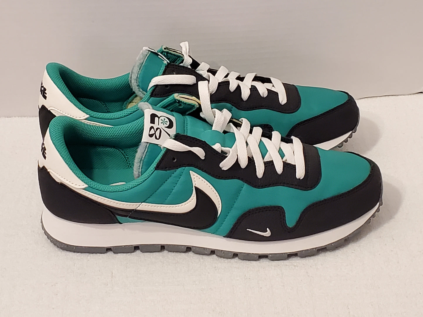 Nike Air Pegasus 83 Double Swoosh Stadium Green Men's Size 11.5 Sneakers Lace Up